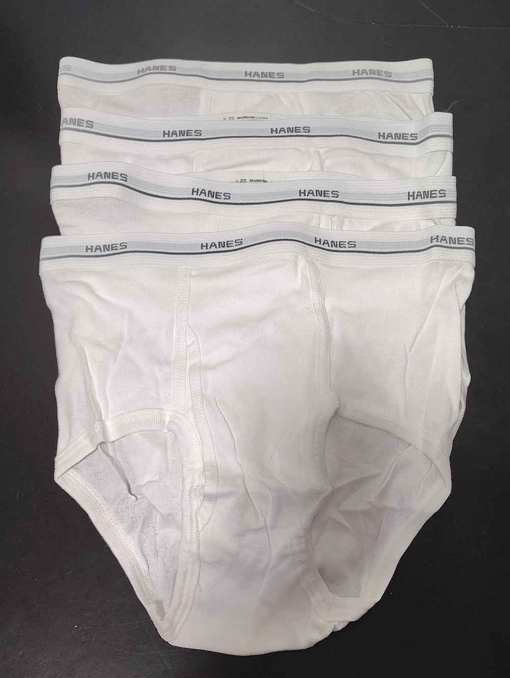 VTG Hanes Men’s White Classic Briefs with Logo Waistband - 4 Pack - Size M 32-34